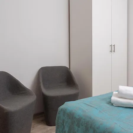 Beachfront Providenca With Free Parking *