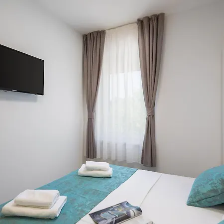 Beachfront Providenca With Free Parking * Makarská