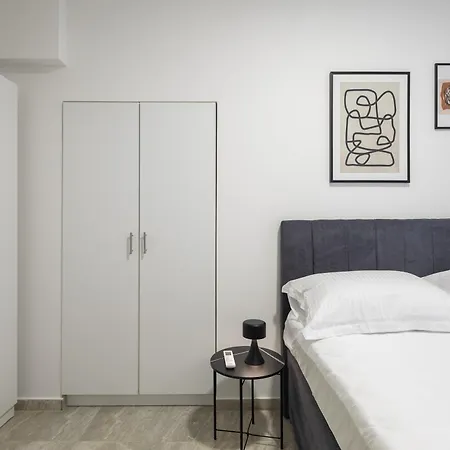 Beachfront Providenca With Free Parking Apartament Makarska