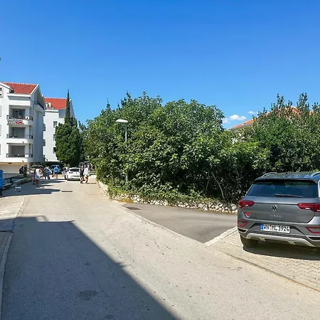 Beachfront Providenca With Free Parking Makarska