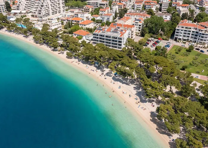 Beachfront Providenca With Free Parking Makarska
