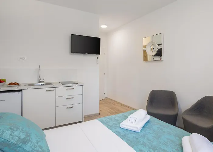 Beachfront Providenca With Free Parking * Makarska