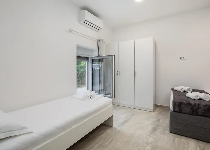 Beachfront Providenca With Free Parking Daire *