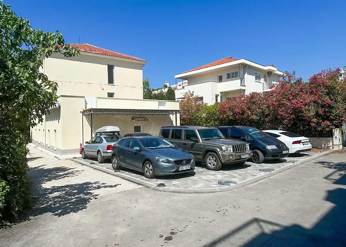 Daire Beachfront Providenca With Free Parking *