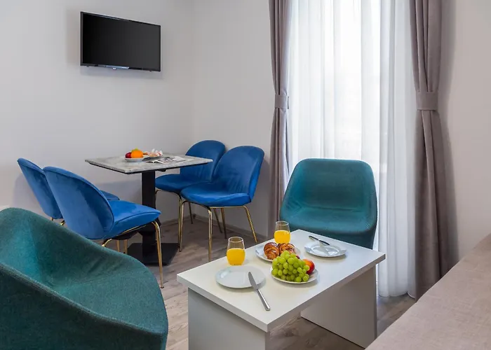 Beachfront Providenca With Free Parking * Makarská